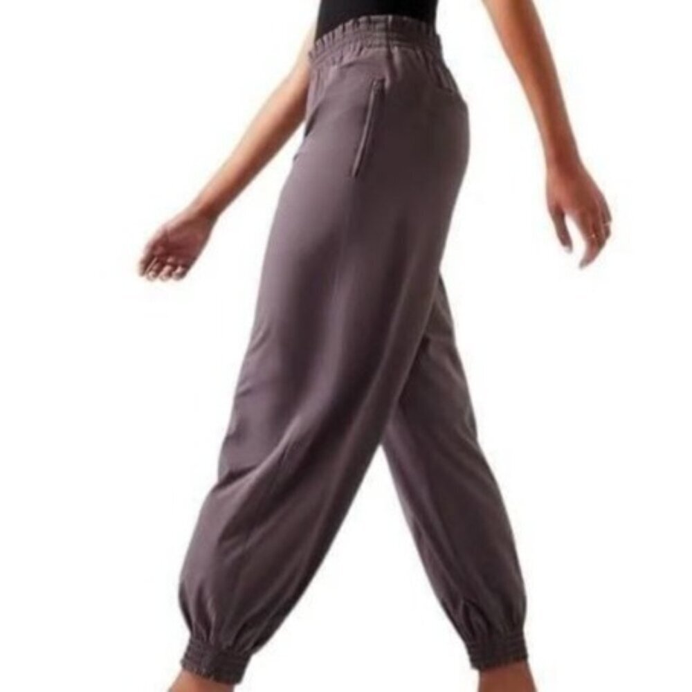 Athleta Savannah Jogger Pull On Pants Dusk Violet 798621 Athletic Womens Size 12